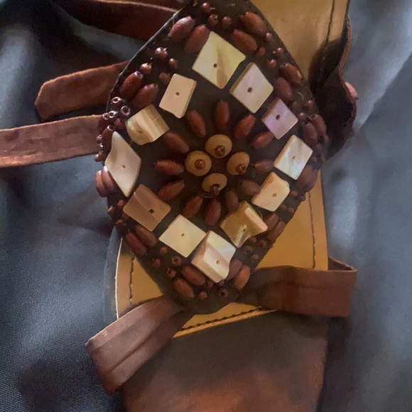 😍Copper Tie Up Shoes 👠 with Shells - Picture 2 of 4